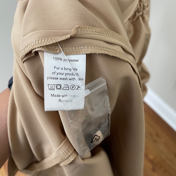 NWP DRESS - Picture 4 of 6